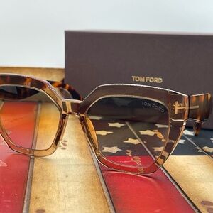 Tom Ford Tortoise Shell Women's Glasses